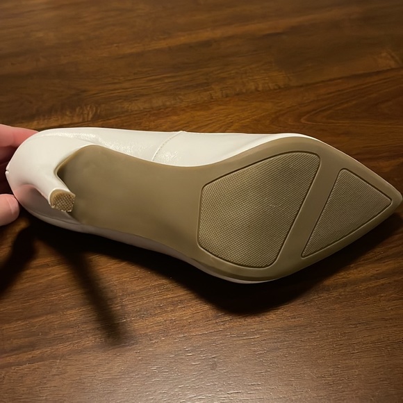 Lauren Conrad pumps with floral design. Worn one time! - Picture 5 of 6